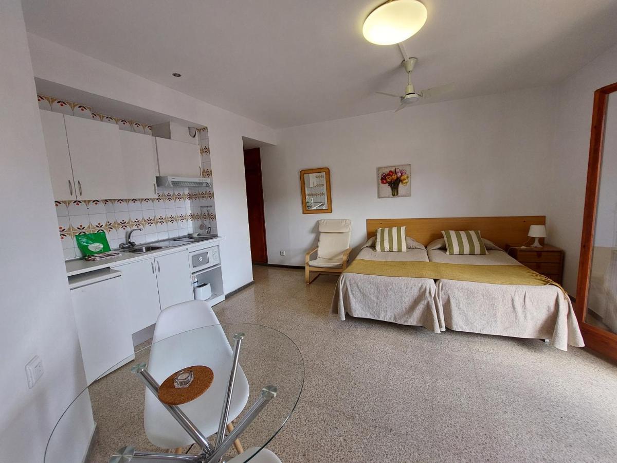 Apartamentos El Sol Tossa de Mar Exteriör bild