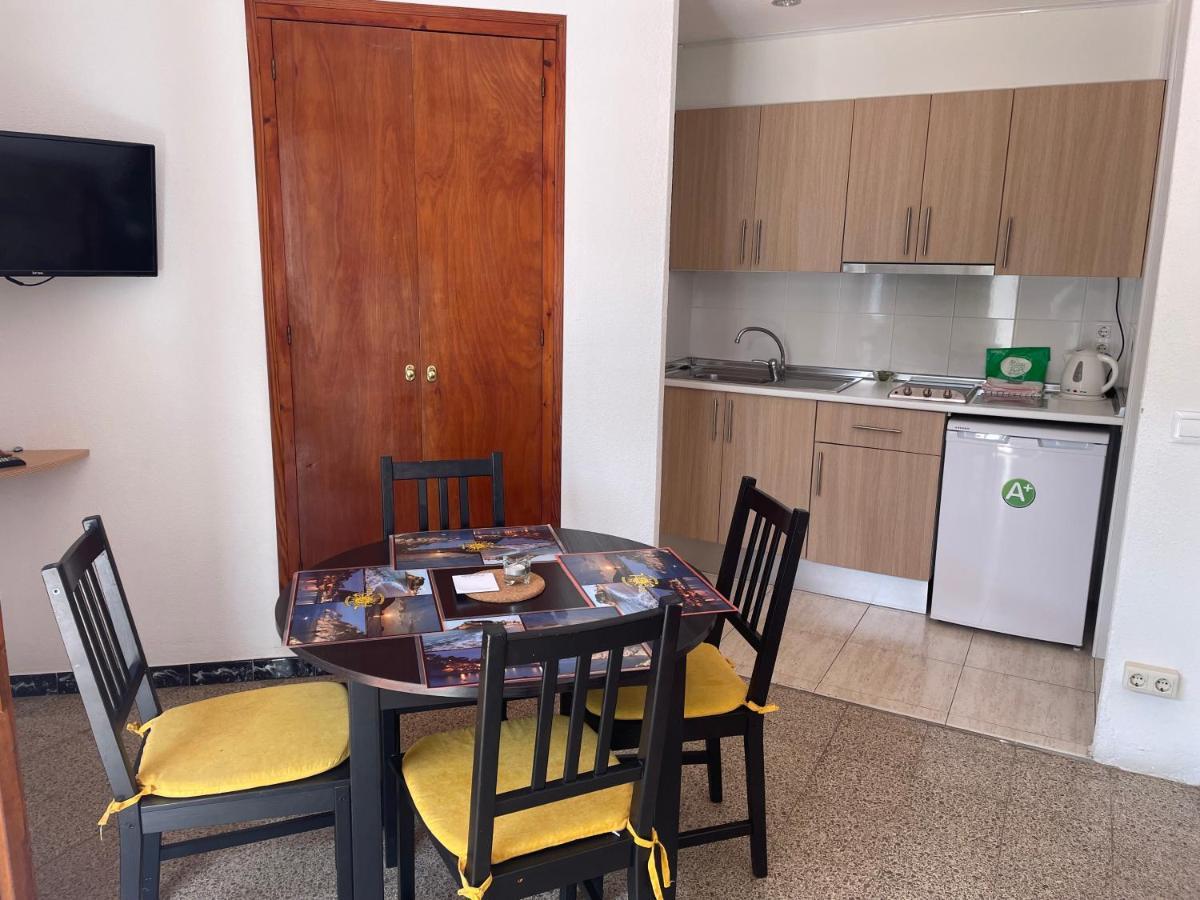 Apartamentos El Sol Tossa de Mar Exteriör bild