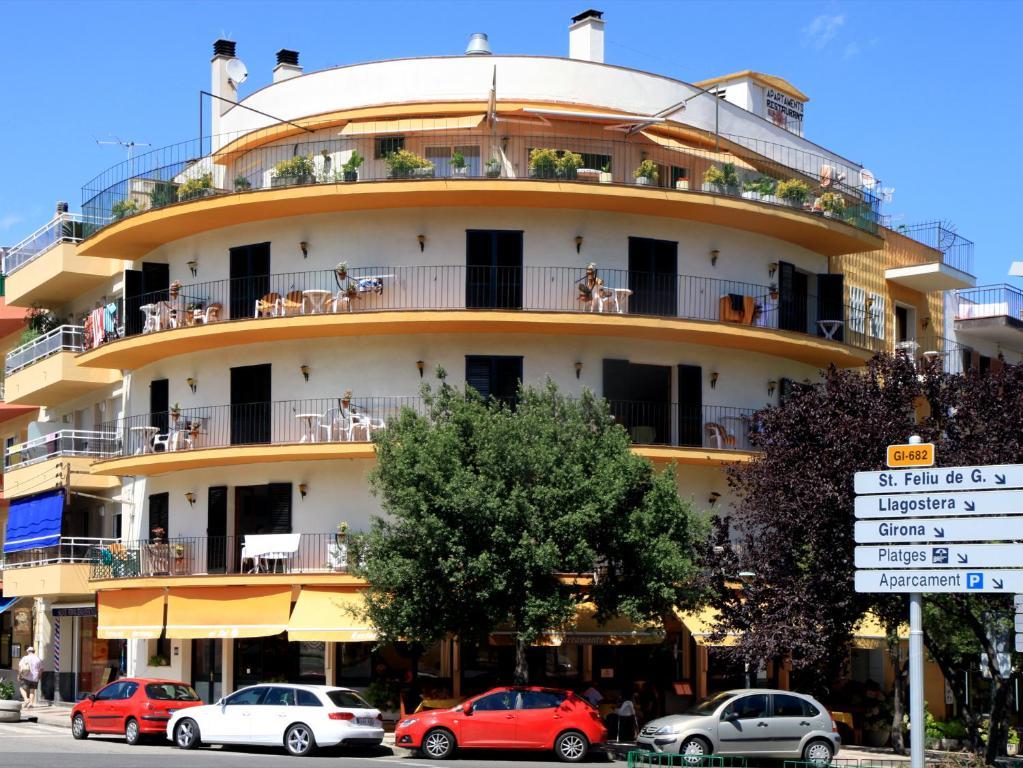 Apartamentos El Sol Tossa de Mar Exteriör bild
